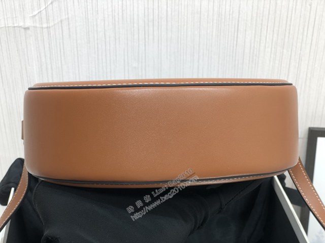 Celine專櫃2022新款經典凱旋門Logo大月餅包斜挎女包 賽琳OVAL CUIR TRIOMPHE大光滑牛皮革橢圓形手袋 sldj2260